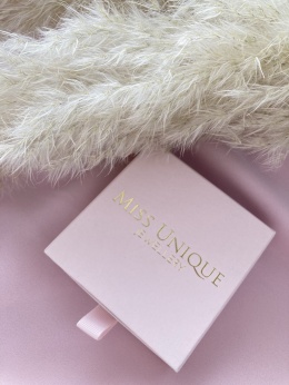 Ozdobne pudełko na biżuterię Różowe